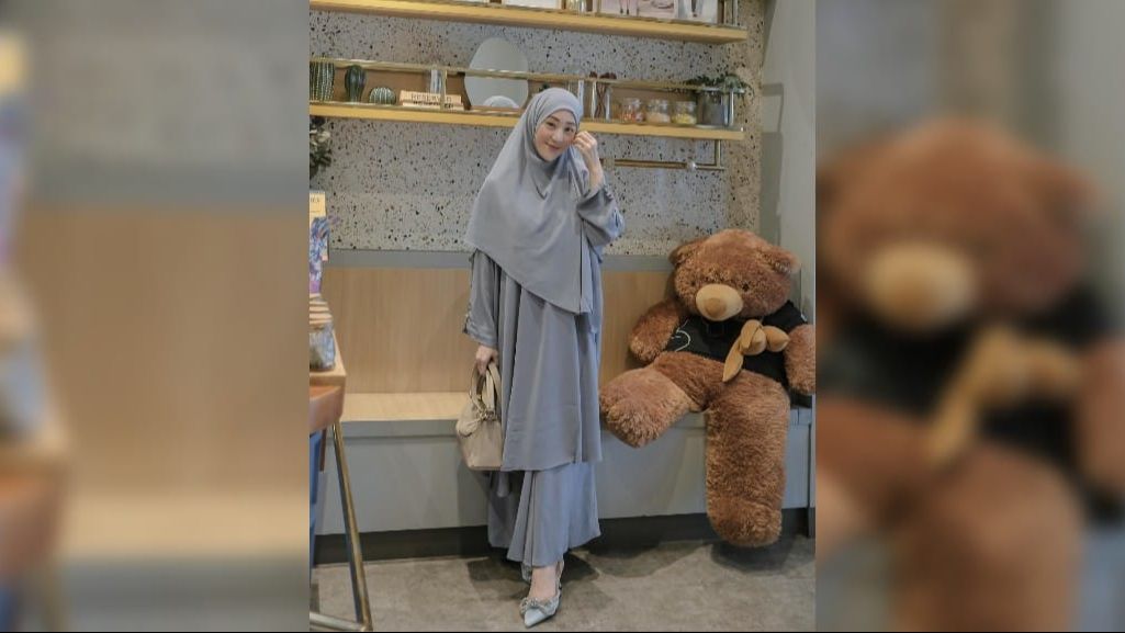 Foto-foto Terbaru Larissa Chou yang Sudah Kembali Langsing Setelah Melahirkan, Penampilan Cantiknya Bikin Salfok