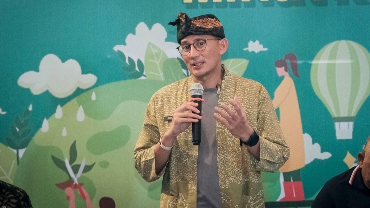 Menteri Sandiaga Minta Aparat Tindak Pelaku Pungli di Raja Ampat