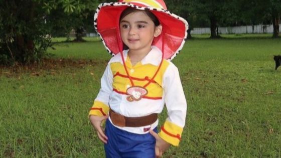 Nggemesin Banget, 8 Foto Guzel Anak Margin & Ali Syakieb Cosplay Jadi Karakter Jessie 'TOY STORY'!