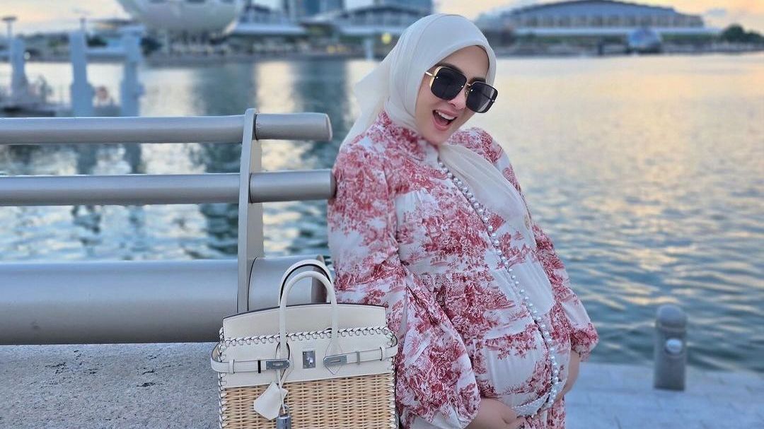 Potret Bumil Syahrini Makin Cantik Jelang Persalinan, Ternyata Sudah Menginap 3 Bulan di Hotel Mewah Singapura