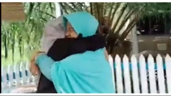 Viral Anak Beri Kejutan Pura-pura Beli Dagangan Ibunya, Sudah 5 Tahun Tak Pernah Pulang