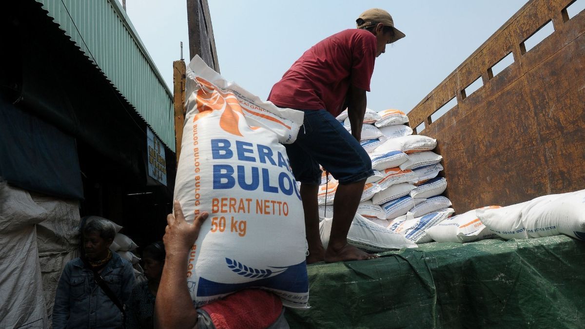 Perum Bulog Bantah Tuduhan Penggelembungan Anggaran Impor Beras dari Vietnam, Begini Penjelasannya