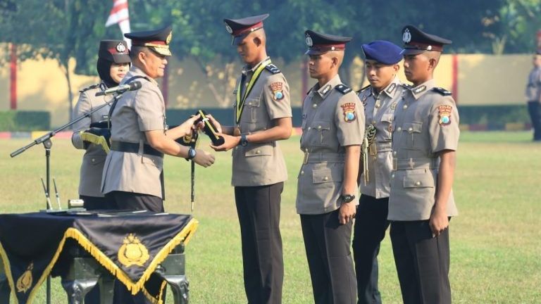 4 Anak Yatim Piatu Lulus Jadi Polisi, Pesan buat Almarhum Sungguh Mengharukan