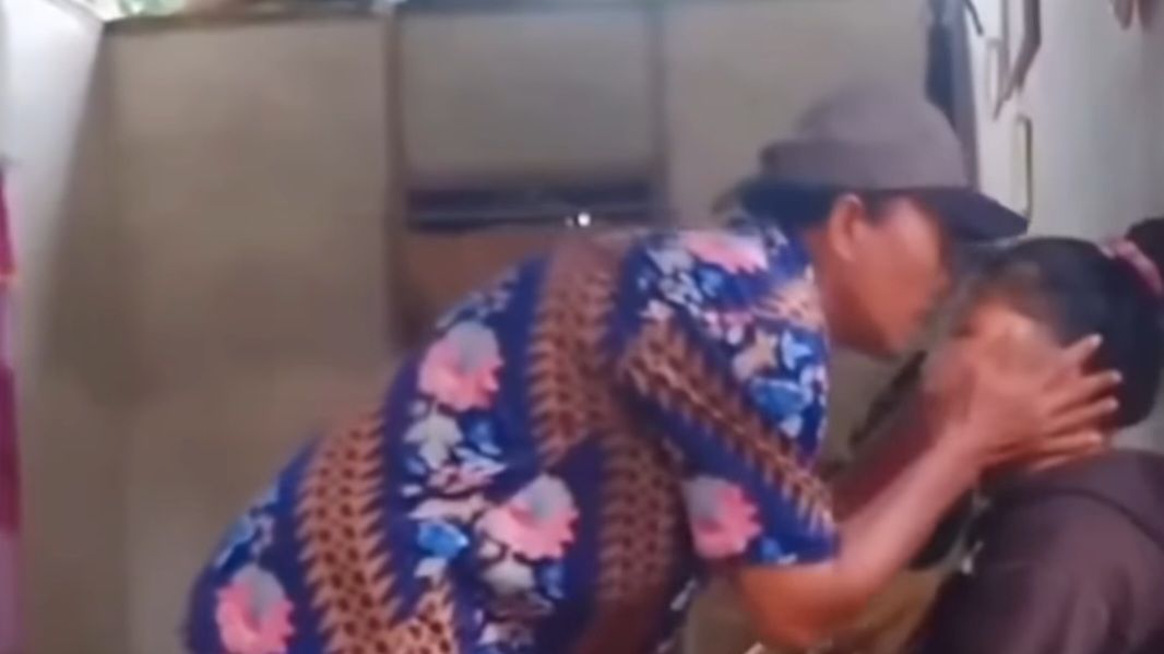 Viral Seorang Ayah Menangis Lihat Anak Perempuannya Jadi Korban KDRT, Pelaku Sudah Ditangkap