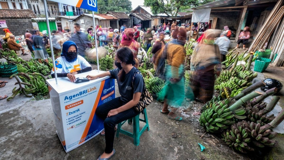 Wanita Asal Tanjung Priok Ini Beri Bukti Kisah Sukses Jadi Agen BRILink