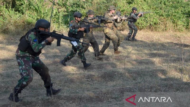 Potret Kompaknya Marinir Indonesia dan AS Saat Latihan Bersama di Situbondo