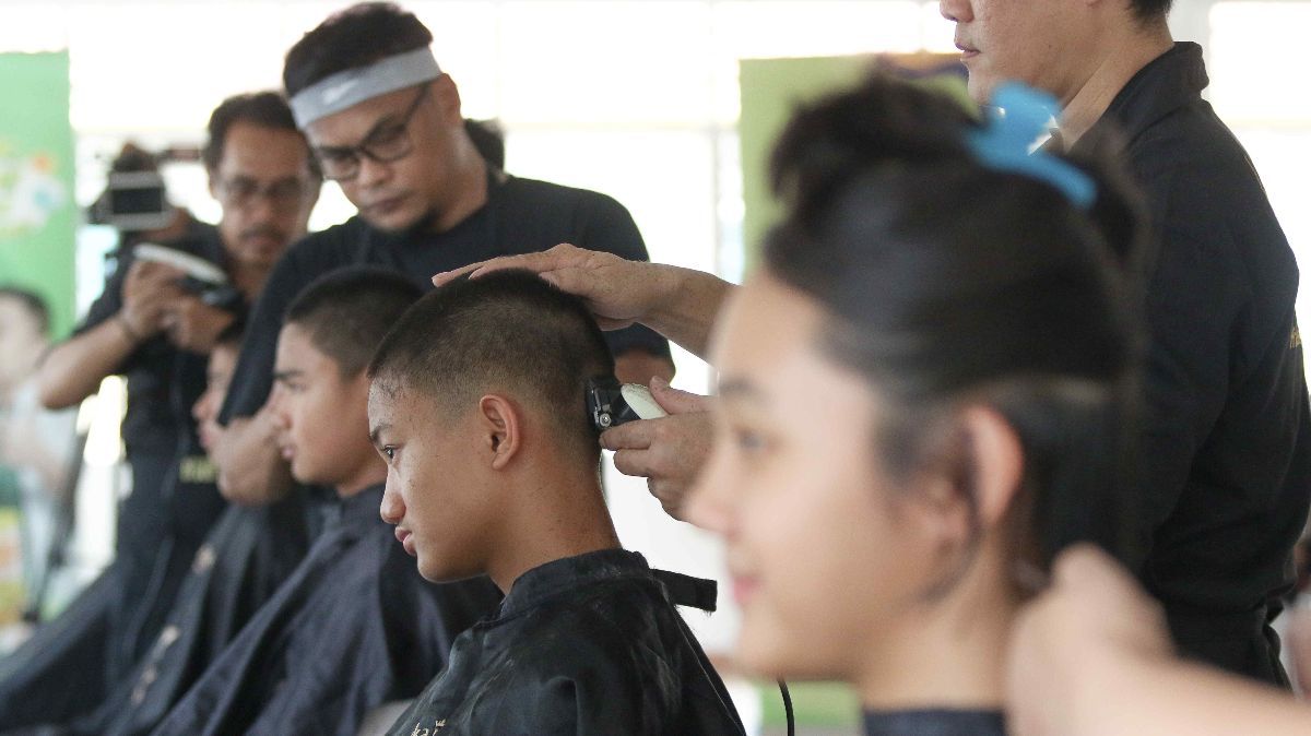 FOTO: Intip Prosesi Potong Rambut Calon Anggota Paskibraka Jelang Upacara HUT RI di IKN Nusantara