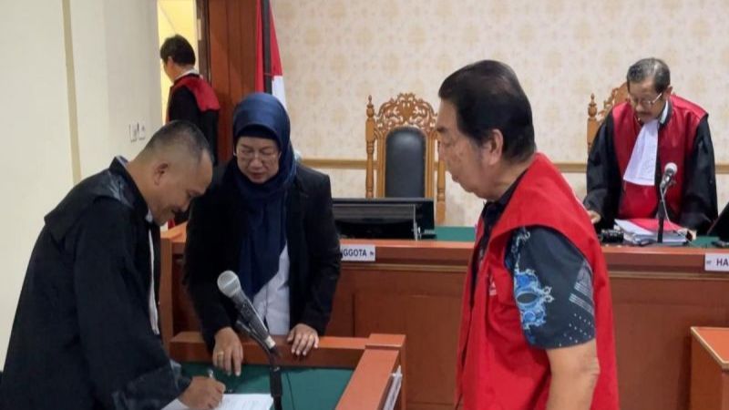 'Paman' Gembong Narkoba Fredy Pratama Divonis 2 Tahun 6 Bulan Penjara