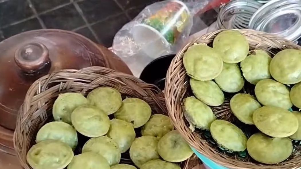 Cerita di Balik Kue Laklak, Serabinya Bali yang Gambarkan Kasih Sayang Ayah Kepada Keluarganya