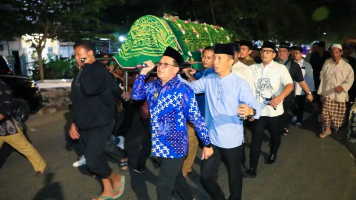 Sosok Andromeda Qomariah Kepala Diskop UKM Jatim, Terkenal Baik dan Pekerja Keras Semasa Hidup