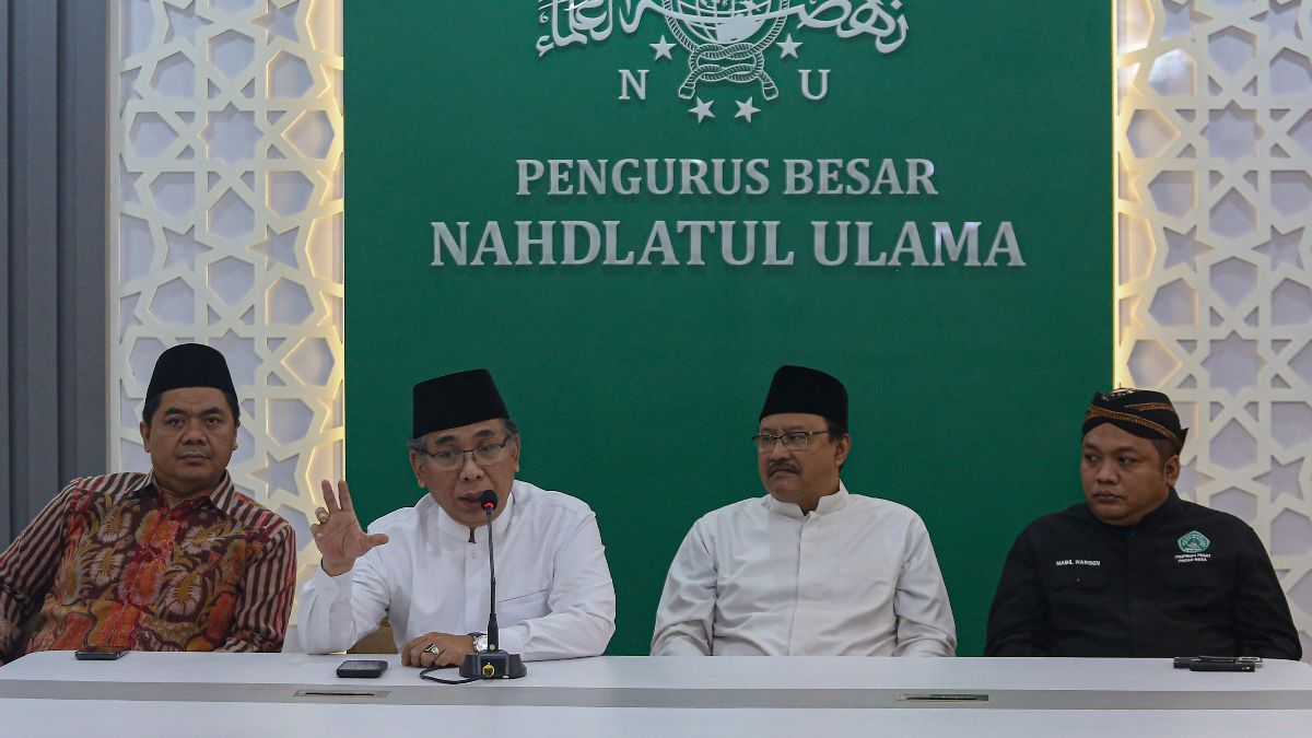 FOTO: Ekspresi Ketum PBNU Minta Maaf Usai 5 Nahdliyin Bertemu Presiden Israel