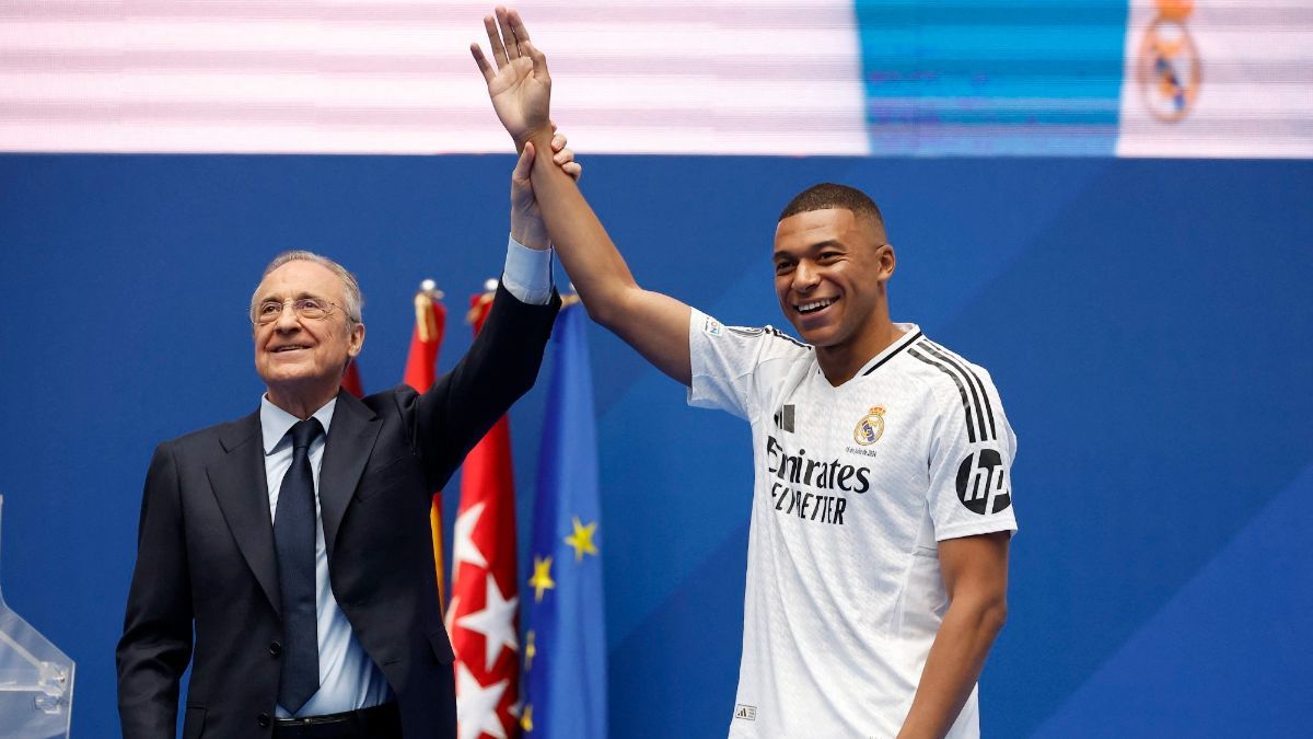 FOTO: Momen Kylian Mbappe Resmi Diperkenalkan Real Madrid, Segini Besaran Gajinya