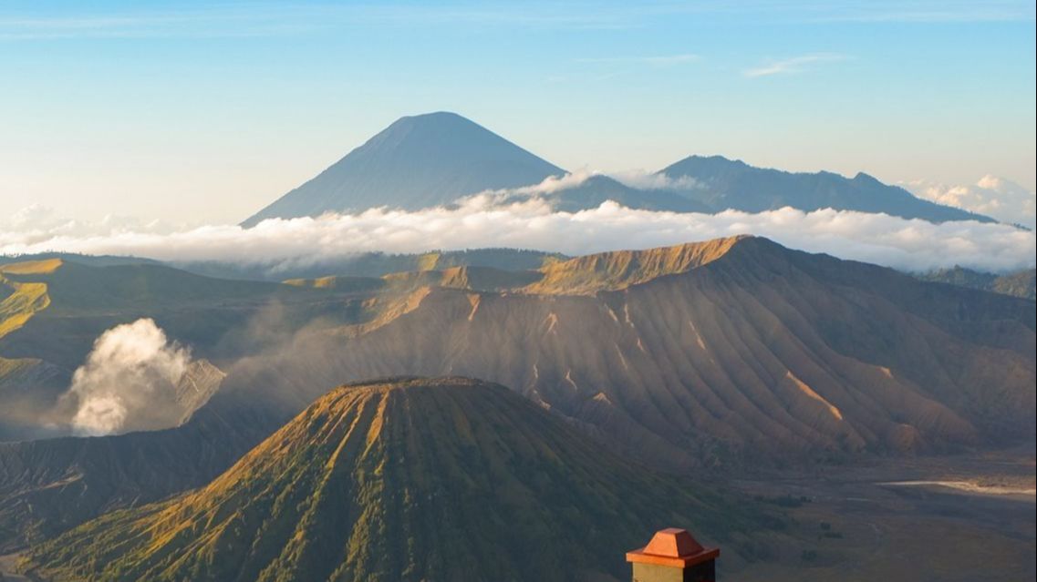 Sudah Sampai di Pos 2 Gunung Rinjani, Pemuda ini Tiba-Tiba Ditelepon Dosen Diminta Kumpulkan Nilai Auto Panik