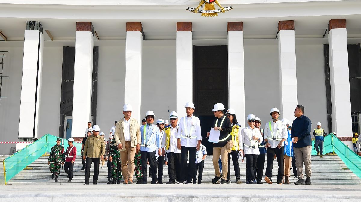 VIDEO: Hujan Deras Tiap Hari Bikin Presiden Jokowi Batal Berkantor di IKN Bulan Ini