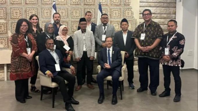 Terungkap, Ini Alasan Dosen Unusia Zainul Maarif Pergi ke Israel dan Bertemu Presiden Issac