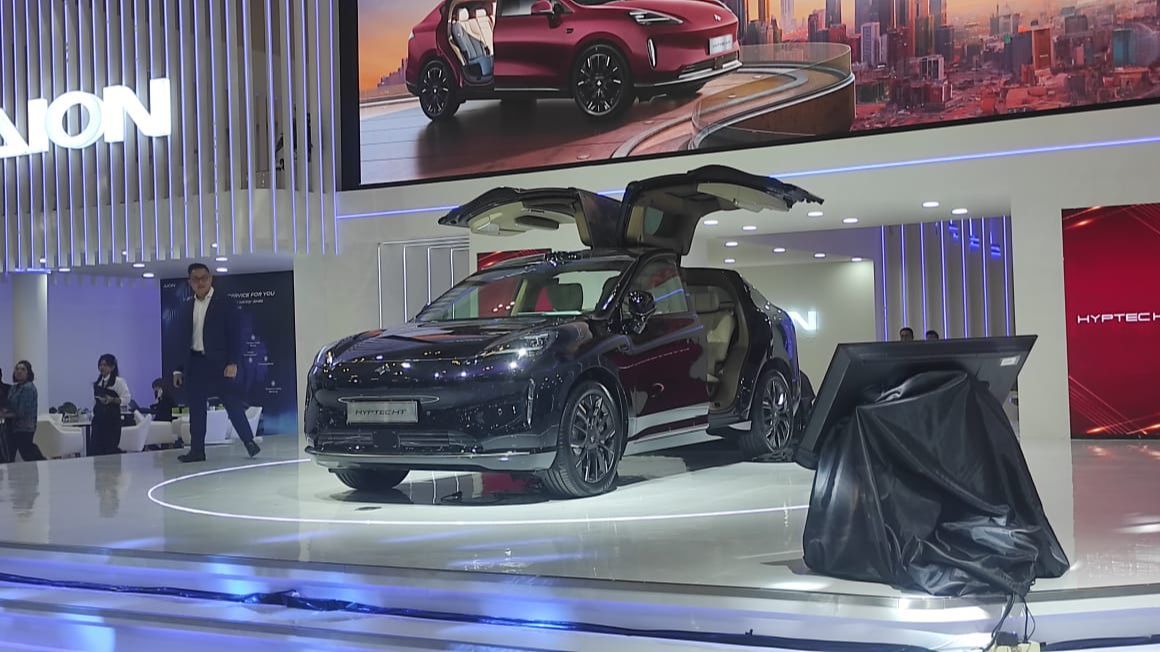 SUV Listrik Mewah AION HYPTEC HT Meluncur di GIIAS 2024