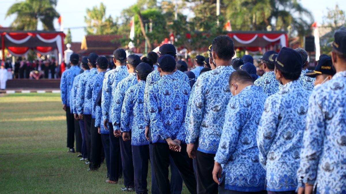 LBH Jakarta Buka Posko dan Kanal Aduan Bagi Guru Honorer Diberhentikan