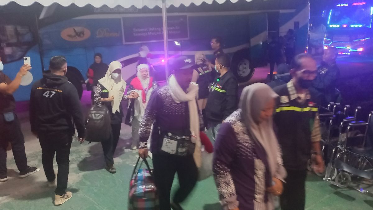 Cerita Jemaah Haji Kloter 31 Kepulangan Tertunda 2 Hari Akibat Pesawat Garuda Bermasalah