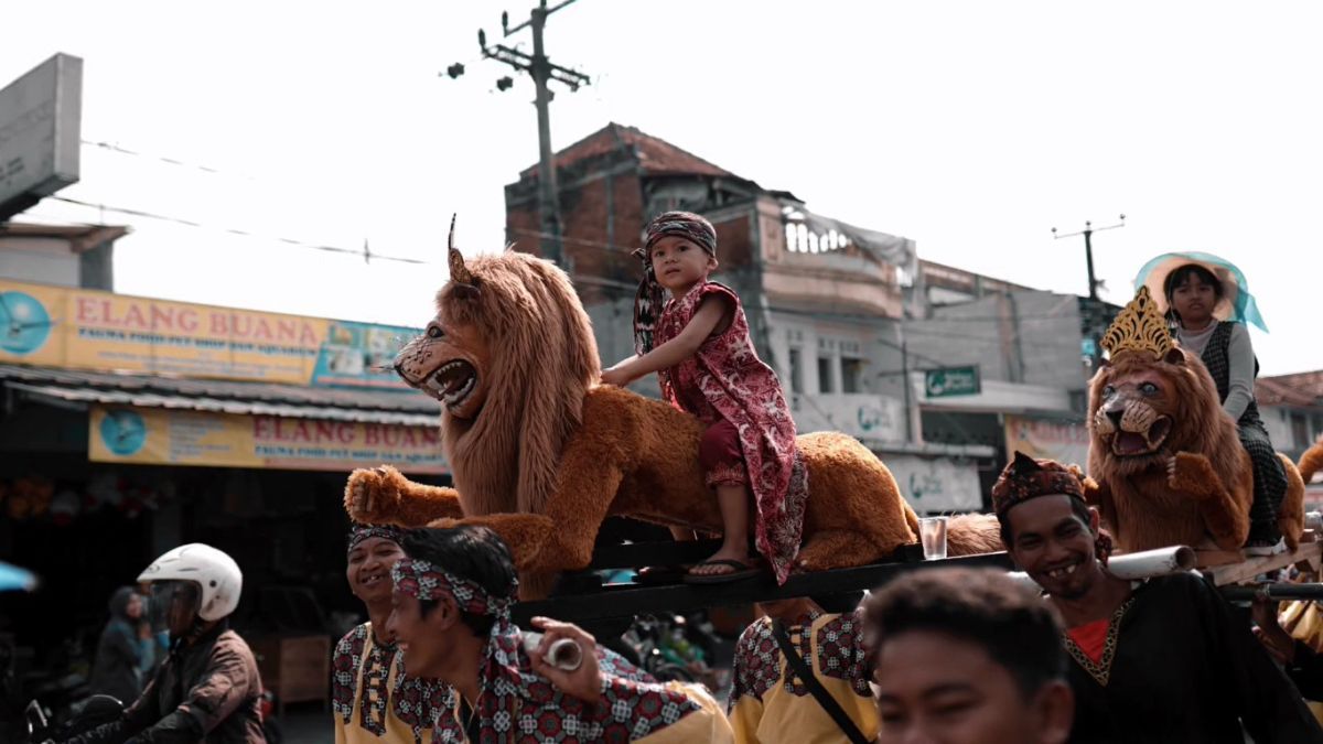 Tradisi Unik Anak-Anak di Tasikmalaya yang Akan Disunat, Wajib Dimandikan dan Diarak Keliling Kampung