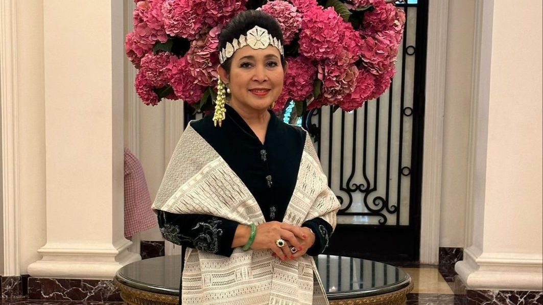 Dikenal Putri Cendana Kaya Raya, Titiek Soeharto Tak Gengsi Masak ke Dapur Warung Bantu Pegawai