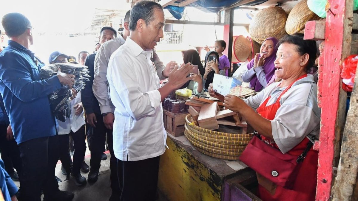 Jokowi Sebut Indeks Demokrasi di Indonesia Masih Baik: Tiap Hari Orang Mau Maki & Bully Presiden, Kita Dengar