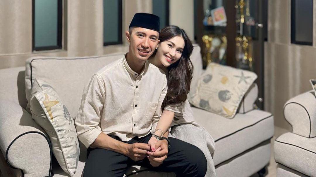 Ayu Ting Ting Sebut Tak Ada Tangisan Usai Putus dari Muhammad Fardhana: Semuanya Merangkul, Happy Alhamdulillah