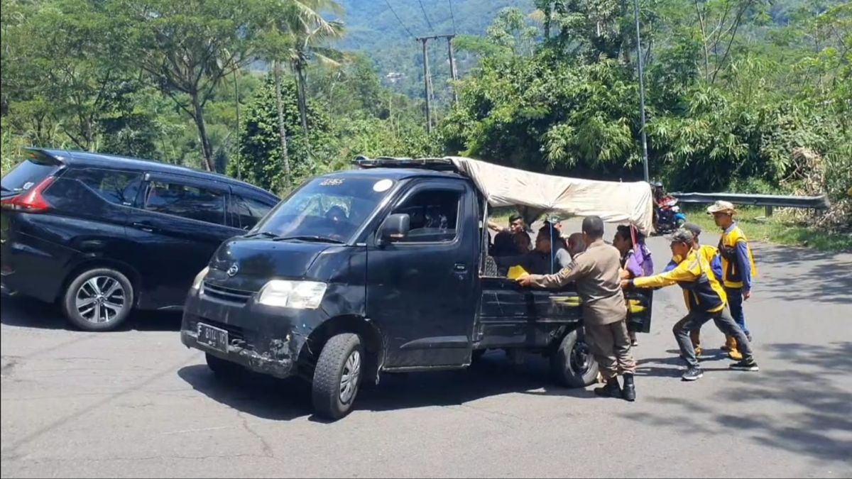 Begini Cara Pilih Lajur di Tanjakan Supaya Mobil Kuat Menanjak