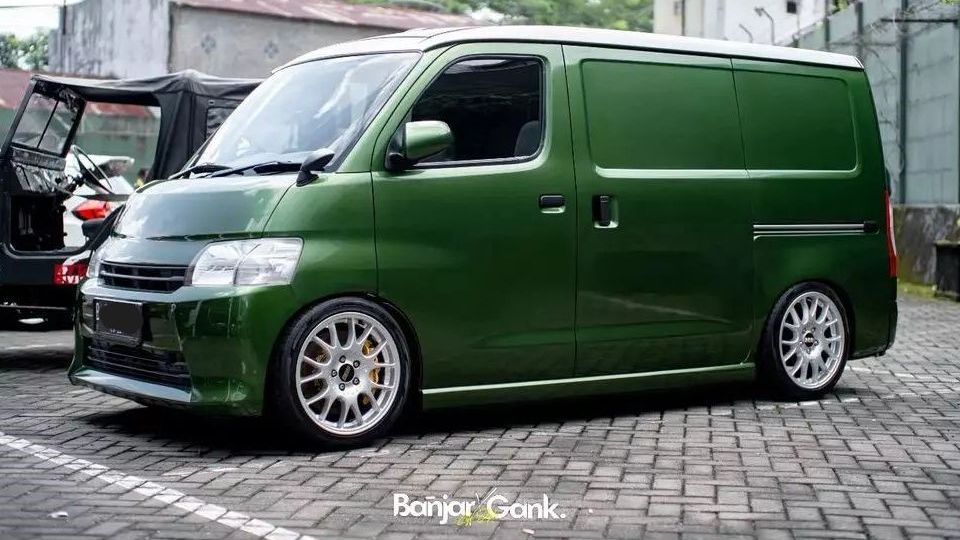 Keren Abis! 11 Gaya Modifikasi Daihatsu Gran Max yang Bisa Kamu Tiru