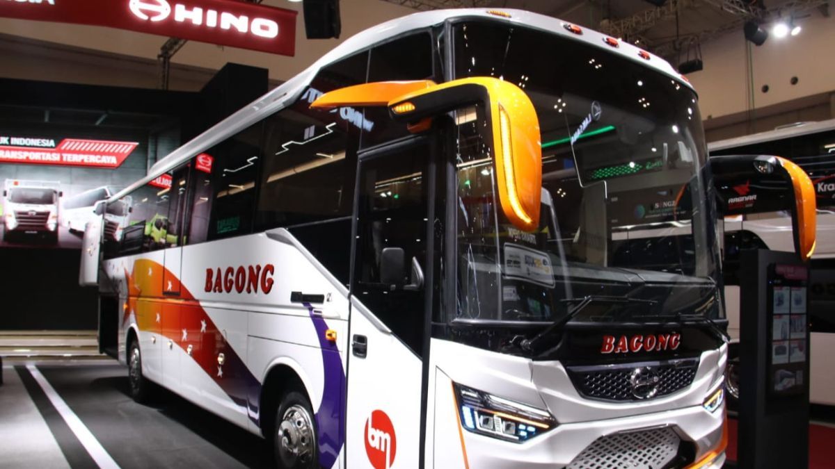 Hino Perkenalkan Bus AK 240 Space Frame di GIIAS 2024