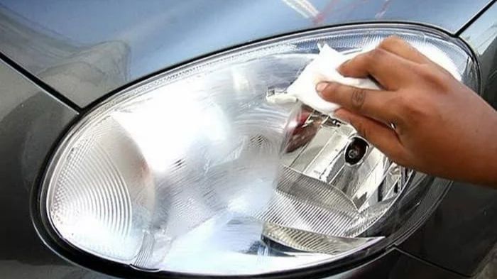 5 Biang Kerok Lampu Mobil Berembun, Jangan Galau Begini Cara Mengatasinya