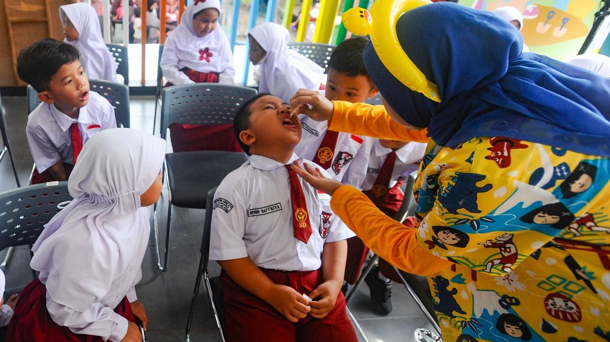 FOTO: Kemenkes Gelar Pekan Imunisasi Nasional Polio Tahap Dua, Sasar 16 Juta Anak