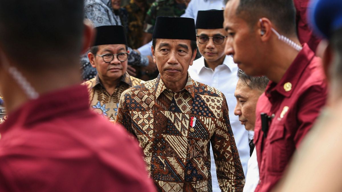 VIDEO: Wajah-Wajah Pejabat Berduka Melayat ke Rumah Hamzah Haz, dari Jokowi, Gibran hingga Try Sutrisno