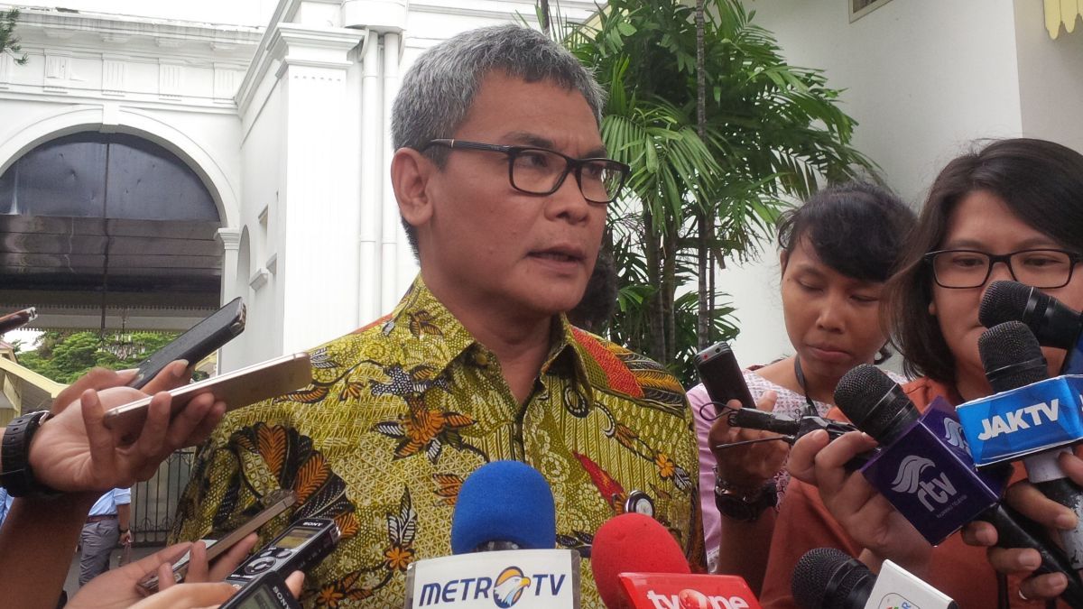 Lolos Administrasi Capim KPK, Johan Budi Mundur dari DPR dan PDIP