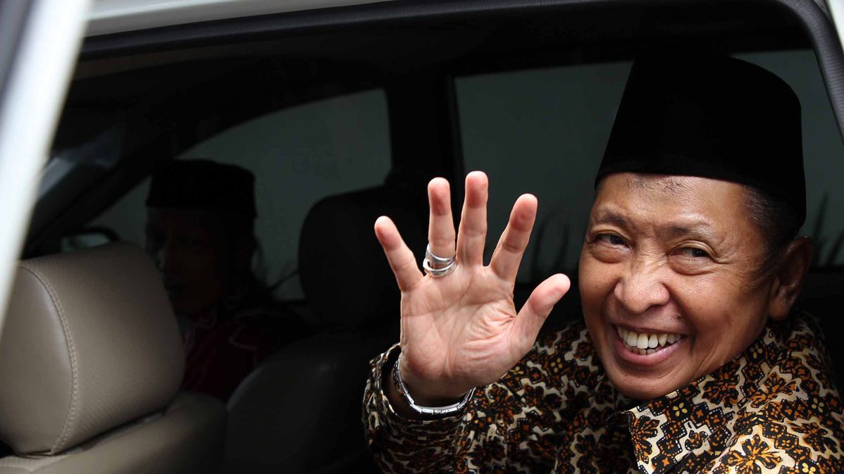 VIDEO: Profil Hamzah Haz, Eks Wartawan & Kiai NU Hingga Kalahkan SBY Jadi Wapres Megawati