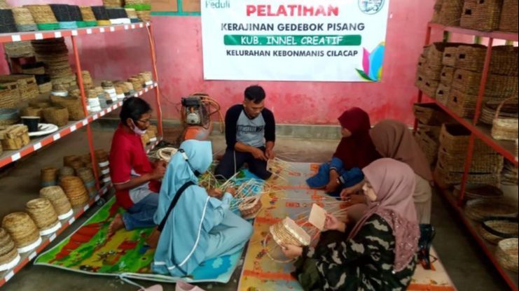 Program TJSL PLN Peduli Catat Keberhasilan Pengembangan Lapangan Kerja & UMK Secara Nasional