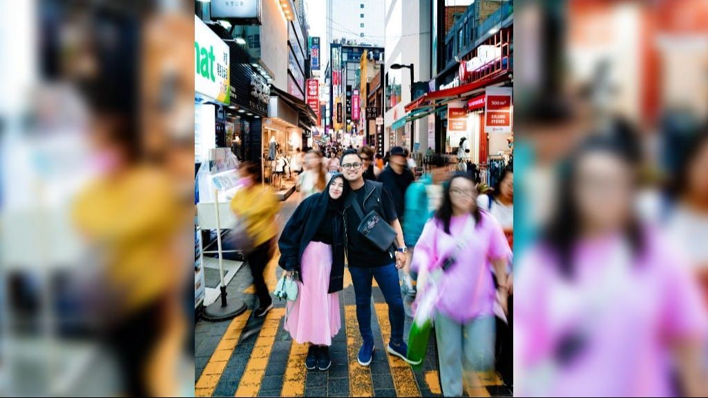 Potret Romantis Gilang Widhia 'Crazy Rich Malang' dan Shandy Purnamasari saat di Korea Selatan, Penampilan Bumil Makin Mencuri Perhatian