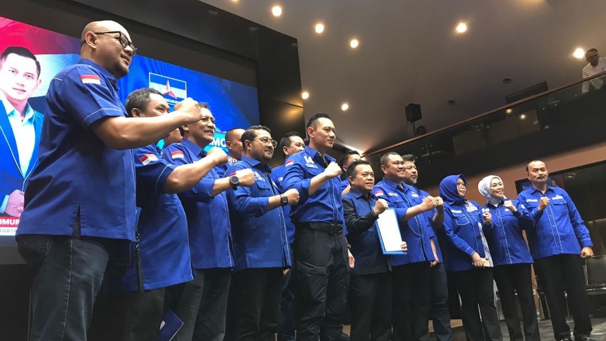 Partai Demokrat Berikan Surat Rekomendasi kepada 52 Bakal Calon Kepala Daerah, Ini Daftarnya