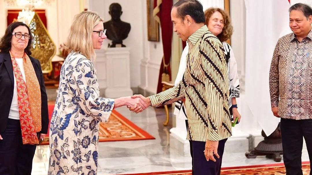 VIDEO: Presiden Jokowi Temui Delegasi Bank Dunia, Pamer Banjir Proyek Ambisi Bawa RI Maju