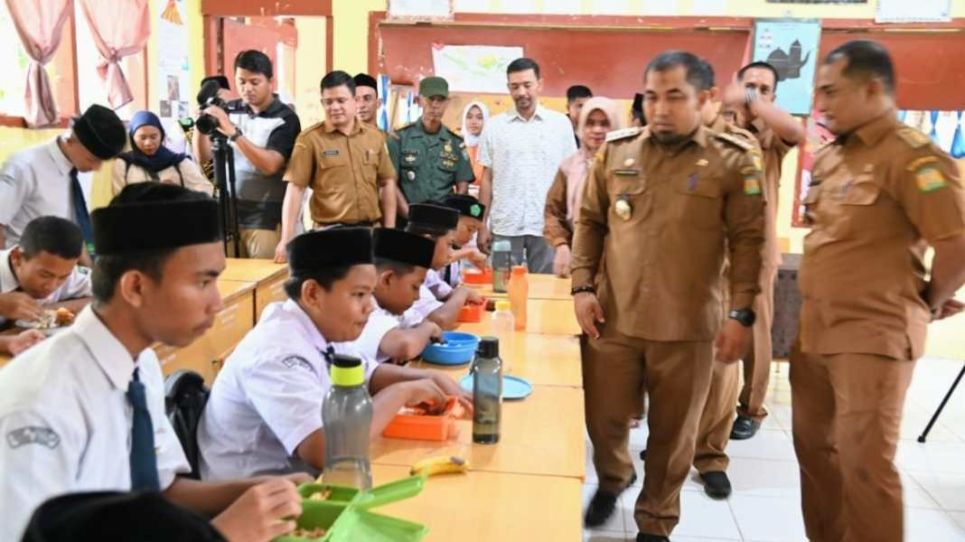 Program Makan Bergizi Gratis Berpotensi Peluang Keran Impor Pangan Terbuka Lebar, Begini Penjelasannya