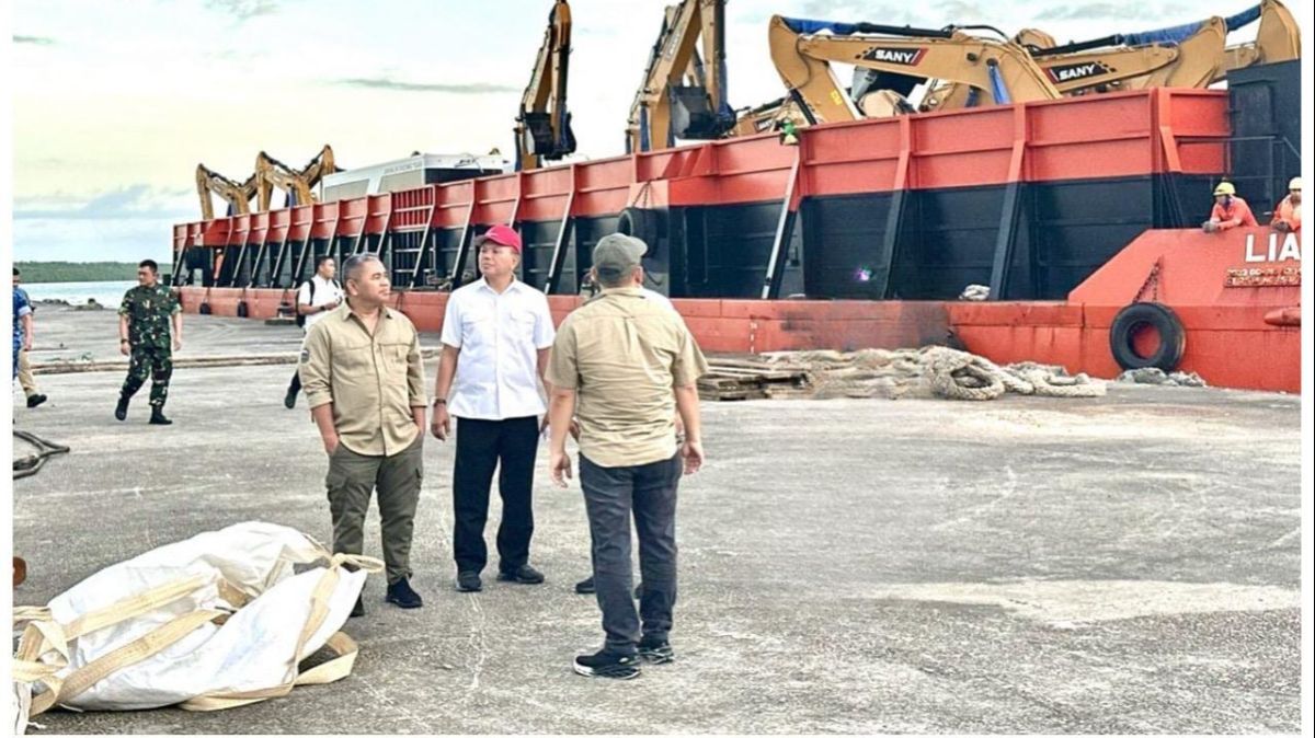 Ekskavator Proyek Lumbung Pangan Nasional Tiba di Merauke, Haji Isam: Tugas Negara