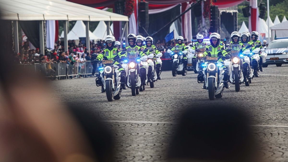 Polisi Siagakan Ribuan Personel Jaga Demo Buruh di Kantor Kemendag