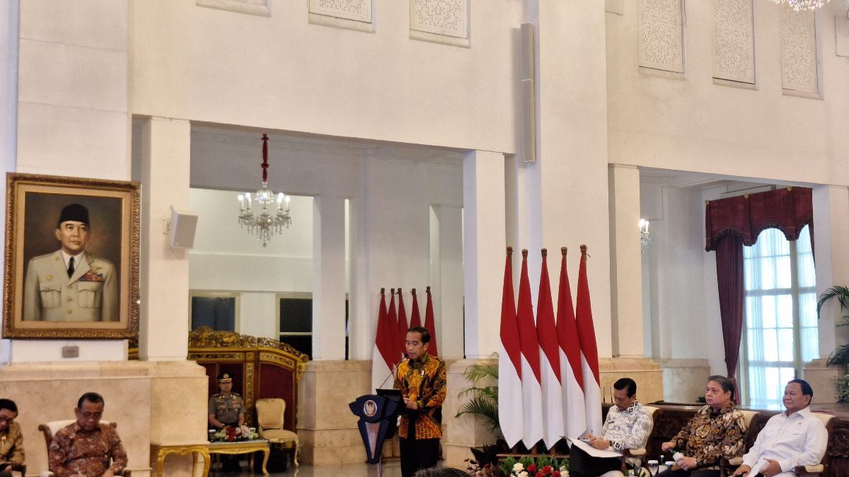 Indonesia Bakal Jadi Penguasa Kendaraan Listrik, Jokowi: Nikel dan Bauksit Ada di Sini