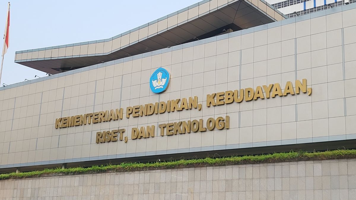 Kampus Merdeka Berhenti