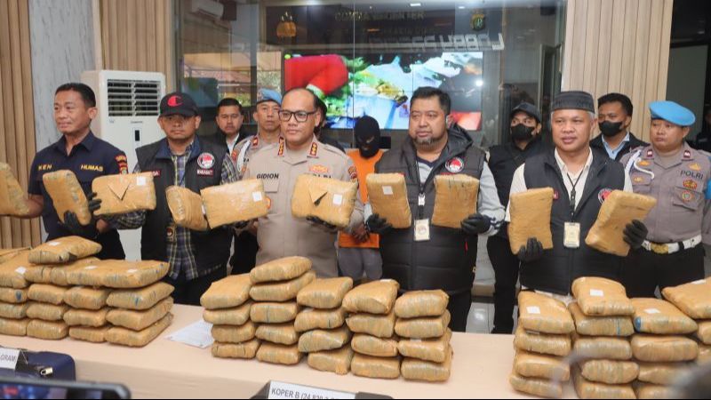 Kronologi Terungkapnya Penyelundupan Ganja Seberat 77 Kg dari Bekasi-Jakarta