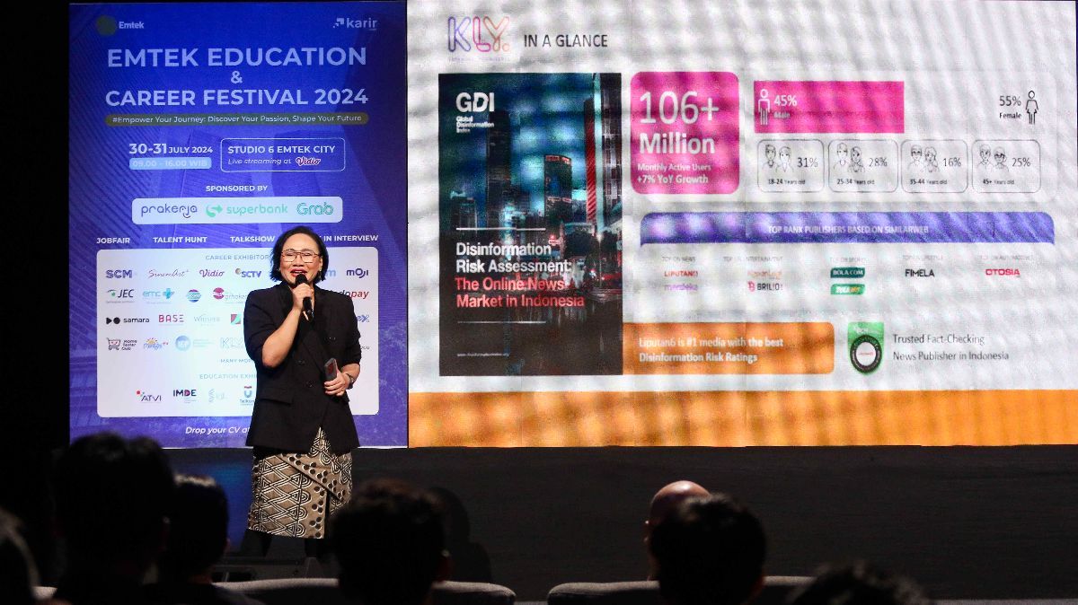 FOTO: Pemred Liputan6.com Berbagi Pengalaman Jurnalistik di Emtek Education & Career Festival 2024