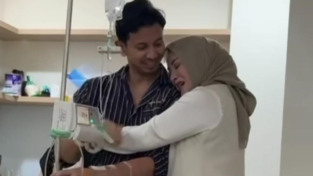 Elma Theana Syok Sonny Septian Alami Penyempitan Pembuluh Darah di Otak: Enggak Pernah Dia Sakit Berat