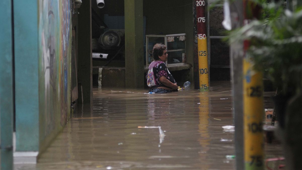 Waspada Potensi Banjir Awal Agustus di Indonesia Tengah-Timur