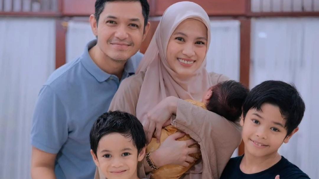 Sudah Punya 3 Anak, Potret Terbaru Alyssa Soebandono yang Tetap Langsing Bak ABG