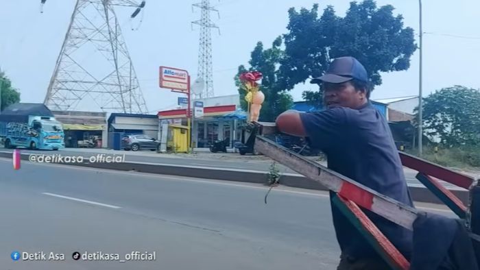 Miliki Keluarga Kandung Kaya Raya, Cerita Pilu Pemulung Ini Hidup Susah Mencari Nafkah 'Anak-anak Putus Sekolah'