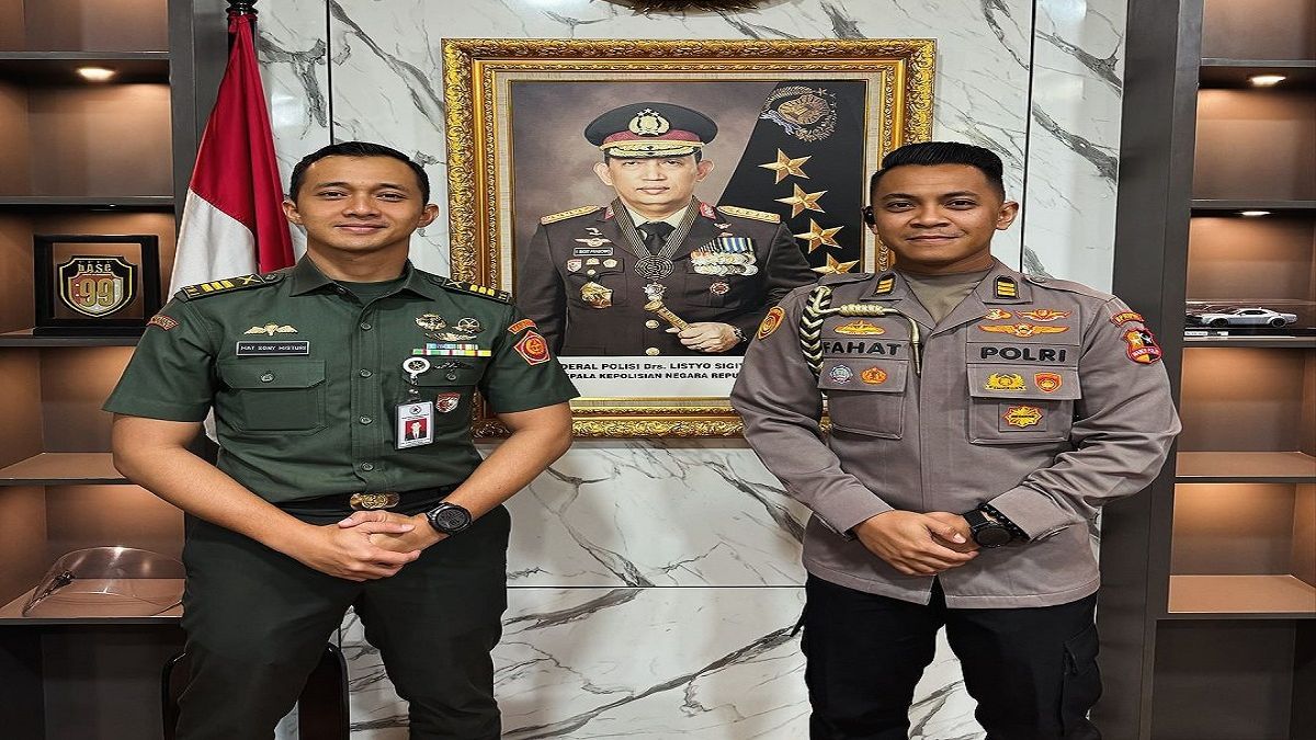 Kapten TNI Sony Misturi Ajudan Presiden Pendidikan ke Luar Negeri, Hadiahi Kawan Buku 'Jatuh untuk Melaju'